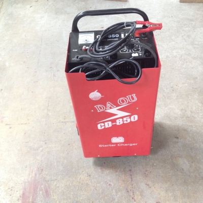 เครื่องชาร์ตแบตเตอรี่ DAOU ของใหม่ พร้อมสายชาร์ต มีล้อเลื่อน ทำให้เคลื่อนย้ายได้สะดวก ขนาดกระทัดรัด เครื่องชาร์ตแบตเตอรี่ DAOU ของใหม่ พร้อมสายชาร์ต มีล้อเลื่อน ทำให้เคลื่อนย้ายได้สะดวก ขนาดกระทัดรัด