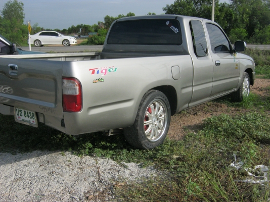 ต้องการขายTOYOTA TIGER 1998 CAB ระบบไฟฟ้า 3.0 CC แอร์ เย็น พวงมาลัยเพาเวอร์ ราคาเบา แต่งพองาม