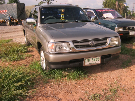 ต้องการขายTOYOTA TIGER 1998 CAB ระบบไฟฟ้า 3.0 CC แอร์ เย็น พวงมาลัยเพาเวอร์ ราคาเบา แต่งพองาม