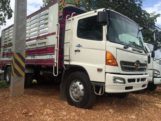 HINO MEGA FL 220 hp กระบะบรรทุก ยาว 6.20 m HINO MEGA FL 220 hp กระบะบรรทุก ยาว 6.20 m