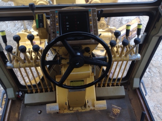 รถเกรด Caterpillar 140G #72V15261 นำเข้าจากอเมริกา สนใจโทร. 080-6565422 (หนิง)