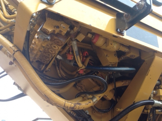 รถเกรด Caterpillar 140G #72V15261 นำเข้าจากอเมริกา สนใจโทร. 080-6565422 (หนิง)