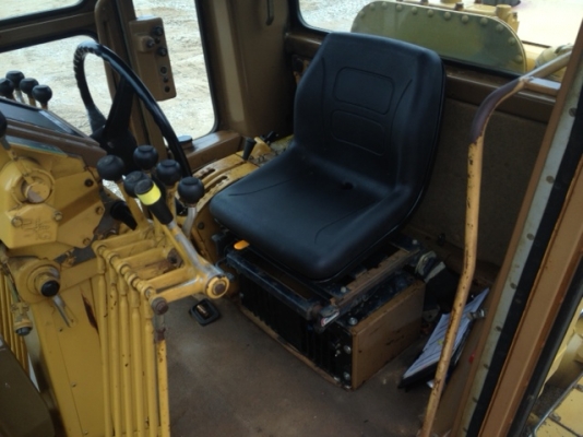 รถเกรด Caterpillar 140G #72V15261 นำเข้าจากอเมริกา สนใจโทร. 080-6565422 (หนิง)