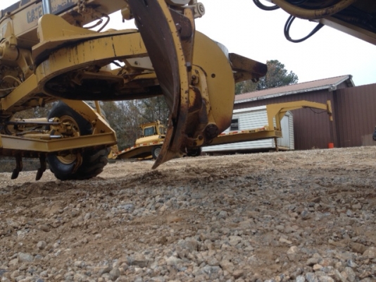 รถเกรด Caterpillar 140G #72V15261 นำเข้าจากอเมริกา สนใจโทร. 080-6565422 (หนิง)