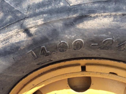 ขายรถเกรด KOMATSU GD376H (ขนาดเท่า CAT 120G-ใบมีด 12 ฟุต) สภาพพร้อมใช้งาน