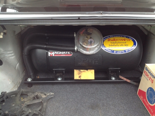 ขายรถเก๋ง HYUNDAI ACCENT เครื่อง 1500 เกียร์ auto น้ำมัน + แก๊สหัวฉีด ภายในสวย ทะเบียนพร้อม