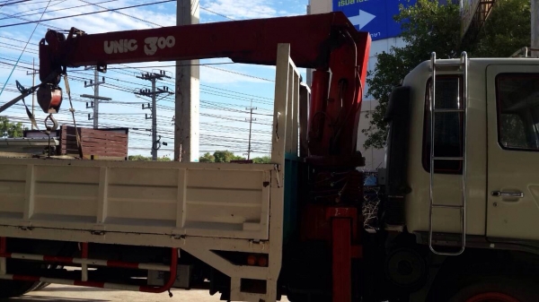 ขายรถบรรทุกติดเครน HINO FF3HPLA เครื่อง HO7D 195 แรง เครน 5 ตัน ช่วงยาว 7.20 เมตร ทะเบียนพร้อม