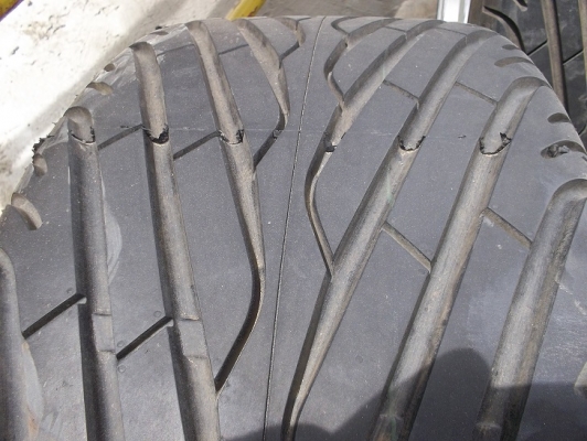 ขายแม็ก22 พร้อมยางพึ่งเปลี่ยนมาใหม่  ใส่6 รู   เงาๆสวยเอาไปใส่ได้เลยครับ