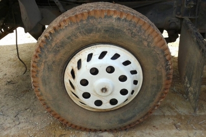 รถดั๊ม10ล้อ HINO มีสโลว์กลาง ขับเคลื่อน 2 เพลา