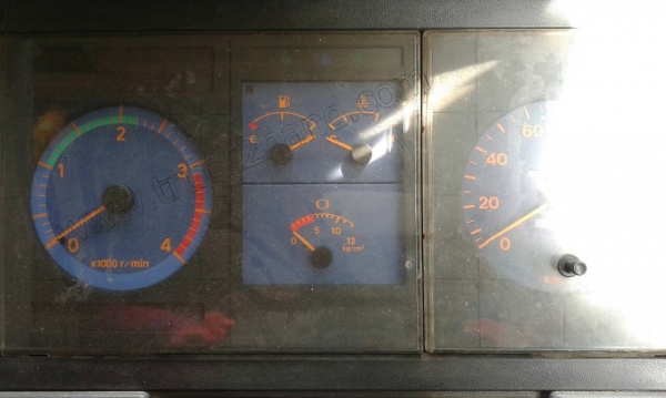 รถดั๊ม10ล้อ HINO มีสโลว์กลาง ขับเคลื่อน 2 เพลา