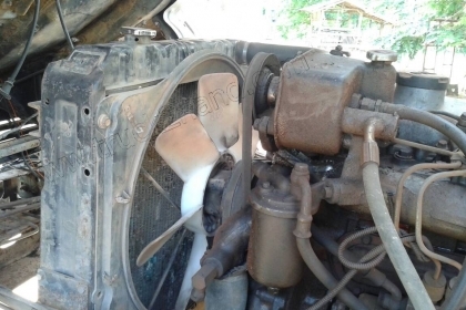 รถดั๊ม10ล้อ HINO มีสโลว์กลาง ขับเคลื่อน 2 เพลา