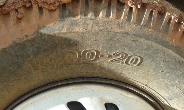 รถดั๊ม10ล้อ HINO มีสโลว์กลาง ขับเคลื่อน 2 เพลา