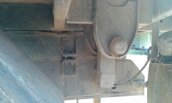 รถดั๊ม10ล้อ HINO มีสโลว์กลาง ขับเคลื่อน 2 เพลา