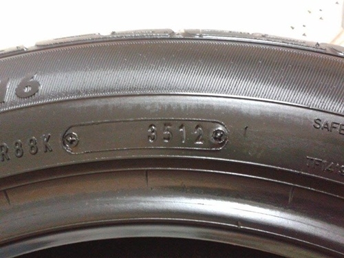 ยาง,205-55-16 DUNLOP SPORT-01 สภาพสวยไม่ปะปี12แก่ๆสี่เส้น 3,700