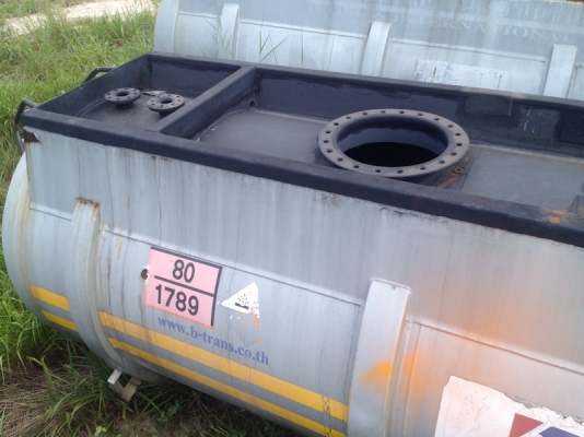 ขายถังเหล็กติดรถ 12,000 ลิตร สภาพด้านในเคลือบกันสนิมอย่างดี ไม่มีสนิม ด้านนอกสนิมนิดหน่อย
