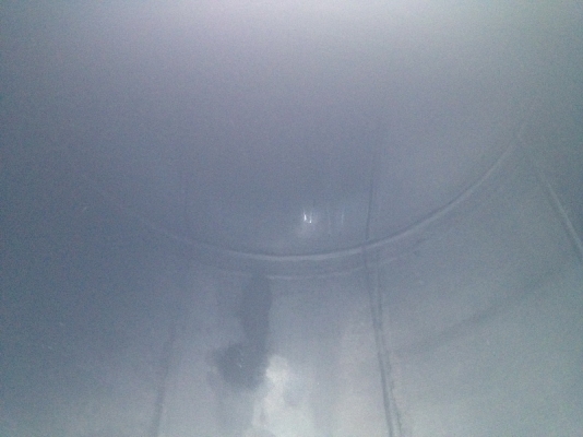 ขายถังเหล็กติดรถ 12,000 ลิตร สภาพด้านในเคลือบกันสนิมอย่างดี ไม่มีสนิม ด้านนอกสนิมนิดหน่อย