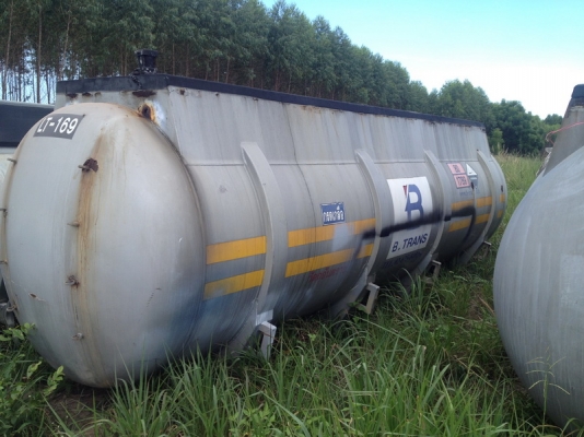 ขายถังเหล็กติดรถ 12,000 ลิตร สภาพด้านในเคลือบกันสนิมอย่างดี ไม่มีสนิม ด้านนอกสนิมนิดหน่อย