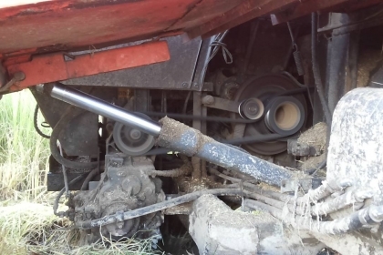 **275,000 บ.ต่อรอง**คันที่1!!!ขายรถเกี่ยวแบบรองกระสอบ KUBOTA DC60 เครื่องเดิมปั้มเดิม 60แรง แน่นดีแรง ปากเกี่ยวสภาพดี ชั่วโมงทำงาน3,9xx ชม. ช่องระบายข้าว2ช่อง ช่วงล่าง70-80\% ทำงานดีคล่องตัวเลี้ยวง่าย รถใช้งานอยู่ปกติ สีสันดี ซื้อไปทำงานได้เลย พร้อมใช้พร้อ **275,000 บ.ต่อรอง**คันที่1!!!ขายรถเกี่ยวแบบรองกระสอบ KUBOTA DC60 เครื่องเดิมปั้มเดิม 60แรง แน่นดีแรง ปากเกี่ยวสภาพดี ชั่วโมงทำงาน3,9xx ชม. ช่องระบายข้าว2ช่อง ช่วงล่าง70-80\% ทำงานดีคล่องตัวเลี้ยวง่าย รถใช้งานอยู่ปกติ สีสันดี ซื้อไปทำงานได้เลย พร้อมใช้พร้อ