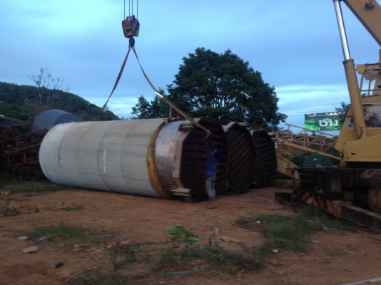 ขายถังสแตนเลสเกรด 316 ขนาด 35,000 ลิตร พร้อมใบกวน สภาพดีมาก ขายถังสแตนเลสเกรด 316 ขนาด 35,000 ลิตร พร้อมใบกวน สภาพดีมาก