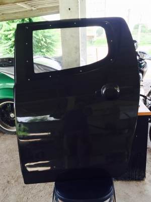 ขายประตูหลังคาบอนงานอาคานะของออนิวดีแม็ก