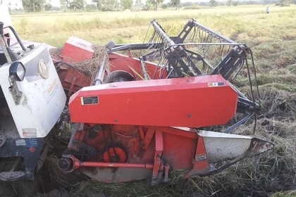 **275,000 บ.ต่อรอง**คันที่2!!! ขายรถเกี่ยวแบบรองกระสอบ KUBOTA DC60 เครื่องเดิมปั้มเดิม 60แรง แน่นดีแรง ปากเกี่ยวสภาพดี ชั่วโมงทำงาน3,1xx ชม. ช่องระบายข้าว2ช่อง ช่วงล่าง70-80\% ทำงานดีคล่องตัวเลี้ยวง่าย รถใช้งานอยู่ปกติ สีสันดี ซื้อไปทำงานได้เลย พร้อมใช้พร้ **275,000 บ.ต่อรอง**คันที่2!!! ขายรถเกี่ยวแบบรองกระสอบ KUBOTA DC60 เครื่องเดิมปั้มเดิม 60แรง แน่นดีแรง ปากเกี่ยวสภาพดี ชั่วโมงทำงาน3,1xx ชม. ช่องระบายข้าว2ช่อง ช่วงล่าง70-80\% ทำงานดีคล่องตัวเลี้ยวง่าย รถใช้งานอยู่ปกติ สีสันดี ซื้อไปทำงานได้เลย พร้อมใช้พร้