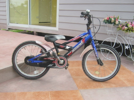 จักรยานเด็กล้อ เป็นรถญี่ปุ่น สำหรับเด็ก 7 ขวบขึ้นไป