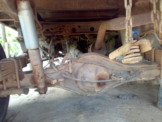 โตโยต้า 4ล้อกลาง เครื่อง โตโยต้า 2400cc  ตามสภาพ