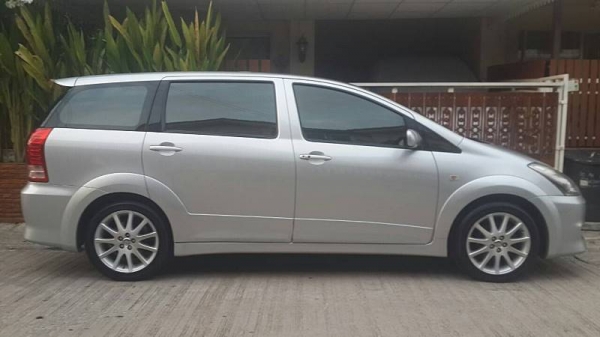 TOYOTA WISH 2.0 Q VVTI 2008 ราคา 495,000