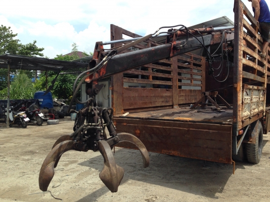 6ล้อHINO เฮียบคีบเศษเหล็ก