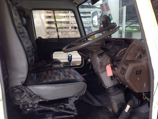 6ล้อHINO เฮียบคีบเศษเหล็ก