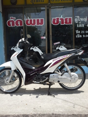 สวยเหมือนออกใหม่ Honda Wave 110 i ปี 2556 (สตาร์ทมือ) รุ่นใหม่ล่าสุด รถเพียง 10 เดือน