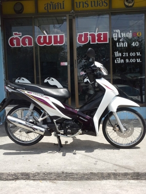 สวยเหมือนออกใหม่ Honda Wave 110 i ปี 2556 (สตาร์ทมือ) รุ่นใหม่ล่าสุด รถเพียง 10 เดือน