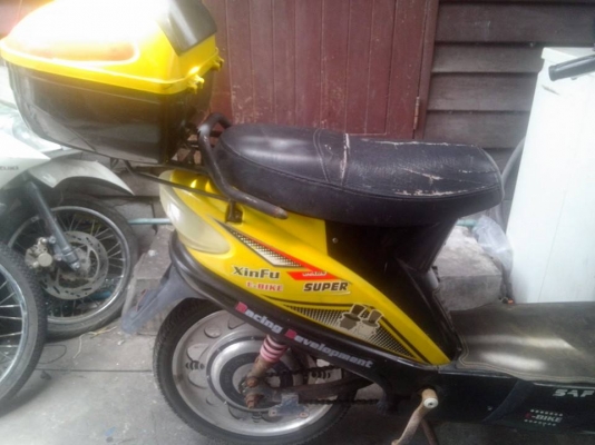 ขายรถไฟฟ้าปั่นได้รถเก่าเก็บขายตามสภาพ