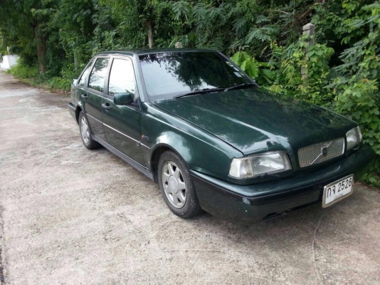 ขายรถ Volvo 440 สวีเดน เกียร์ออโต้ หัวใจญี่ปุ่น วางเครื่อง Toyota 5Aหัวฉีด 1,500cc auto สภาพดี ไม่ติดแก๊ส มีเล่มทะเบียนและเอกสารพร้อมโอนภาษีเต็ม มีSun roof ไฟฟ้าทั้งคัน สภาพดีสวย ขายราคา 44,000.-บาท (เพราะเป็นรุ่น 440) 555สนใจติดต่อ Gun Chiangmai 093-9319