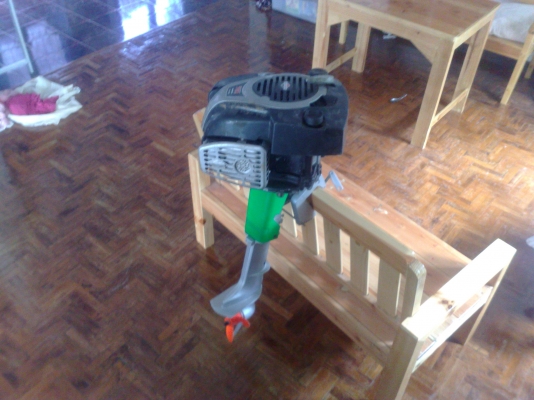 ขายเครื่องเอ้าท์บอร์ด บริกส์ แอนด์ สตาร์ตัน 4 จังหวะ