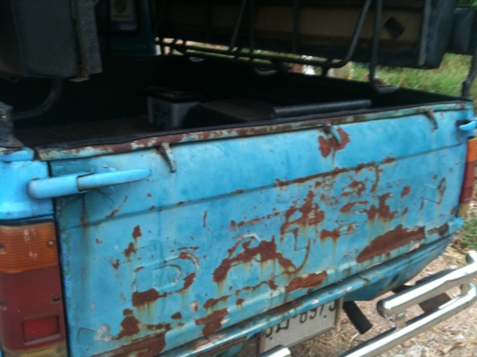 Datsun 520 ฝาท้ายเดิมตรงรุ่น 520 พร้อมโอน พร้อมขับ ขาย 45,000 บาท