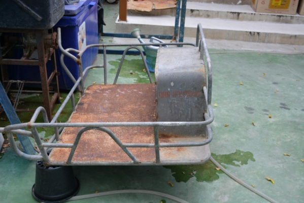 ขายรถพ่วงข้าง เหล็กแป๊บอย่างหน้าล้อบรรทุกโช๊ค 2 ตัว