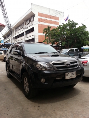 ขายรถครู FORTUNER 3.0 TOP 163 แรง 4x4 AUTO ปี 2005 วิ่ง 2แสนต้นๆ ทะเบียนไม่ขายน่ะคับ