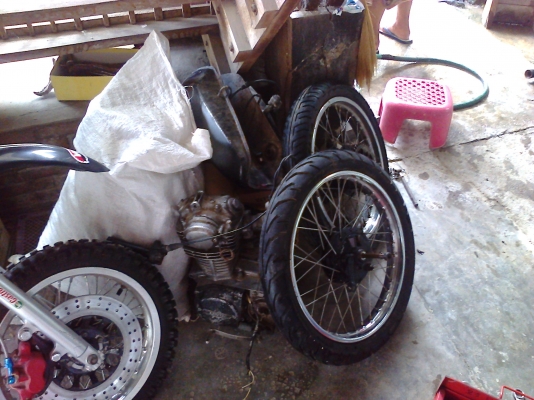 อะไหล่ GL-100 เข้ามาดูก่อน ครับ ##ขายหมดแล้ว ครับ##  ------------ นัดเชียงใหม่