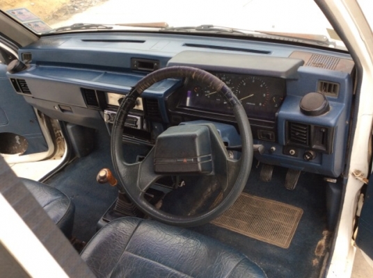 ขายรถกระบะมิตซูแคปปี91 เครื่องดีเซลเดิม 4D56 เกียร์ธรรมดา เพาเวอร์ ภายในเดิม เบาะขาดตะเข็บ แอร์เย็น ตัวถังบางเดิมทุกชิ้น ไม่มีผุ เครื่องดี เกียร์แน่น ล้อแม็ก15 รถขับดีครับ