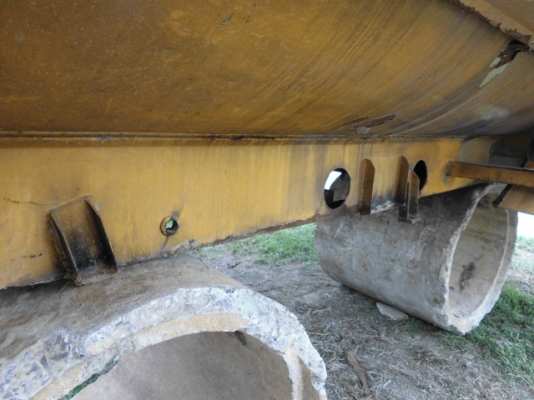 ขายถังน้ำหกล้อ สภาบดีมากครับ สวยกริบ ราคา35000 ต่อรองได้นินหน่อย มีรถยกขึ้นให้ครับ