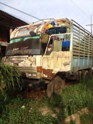 (ขายแล้วค่ะ เสี่ยต้น จ.พะเยาว์) สิบล้ออีโน่F17เพลาเดียว เล่มพร้อม..พร้อมใช้งาน