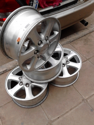 ขอบ 16 แม๊ก ISUZU มีชุด 4 วง สวยๆ TEL.081-427-3941 ขอบ 16 แม๊ก ISUZU มีชุด 4 วง สวยๆ TEL.081-427-3941