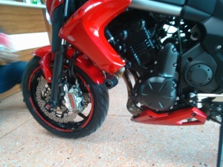 ขออนุญาติฝากขายEr6n ปี2012 ไมล์ 8,xxx โล สีแดงแต่งเต็ม ของแต่งตามรูปเลยครับ