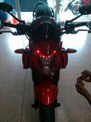 ขออนุญาติฝากขายEr6n ปี2012 ไมล์ 8,xxx โล สีแดงแต่งเต็ม ของแต่งตามรูปเลยครับ