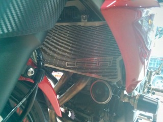 ขออนุญาติฝากขายEr6n ปี2012 ไมล์ 8,xxx โล สีแดงแต่งเต็ม ของแต่งตามรูปเลยครับ