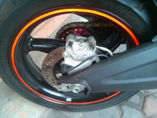 ขออนุญาติฝากขายDucati Monster795 แต่งเทพๆ สภาพดีมากๆ ไม่มีล้ม ไม่มีชน ปี2012 ไมล์แค่ 6,000โล ของแต่งมูลค่ากว่า 29x,xxx บาท ขอขายที่450,000บาท สนใจติดต่อ line:playshop โทร086-2444236 Bank ต่อรองกันได้จ้า ของแต่งตามภาพเลยนะครับ