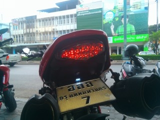 ขออนุญาติฝากขายDucati Monster795 แต่งเทพๆ สภาพดีมากๆ ไม่มีล้ม ไม่มีชน ปี2012 ไมล์แค่ 6,000โล ของแต่งมูลค่ากว่า 29x,xxx บาท ขอขายที่450,000บาท สนใจติดต่อ line:playshop โทร086-2444236 Bank ต่อรองกันได้จ้า ของแต่งตามภาพเลยนะครับ