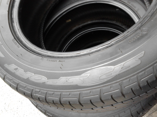 195/65R15 DUNLOP SP SPORT 230 ขายชุด 4 เส้น สวยๆ TEL.081-427-3941 195/65R15 DUNLOP SP SPORT 230 ขายชุด 4 เส้น สวยๆ TEL.081-427-3941