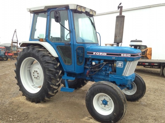 ฟอร์ดที่ใช้รถแทรกเตอร์การเกษตร 6610